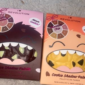 Makeup revolution cook Palettes squishy